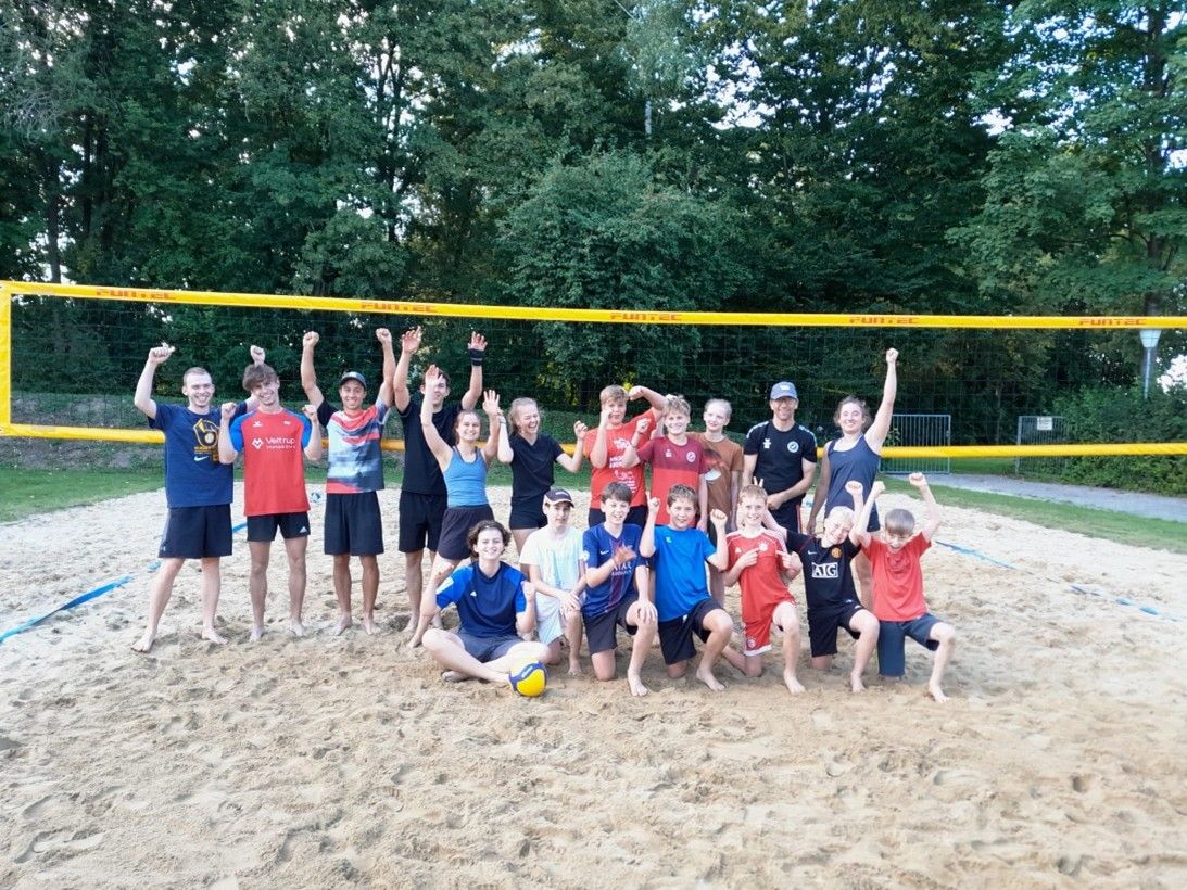 Gemeinde Raisting - Ferienprogramm, "Sandspielen für Große" - Beachvolleyball für 14 - 16jähirge